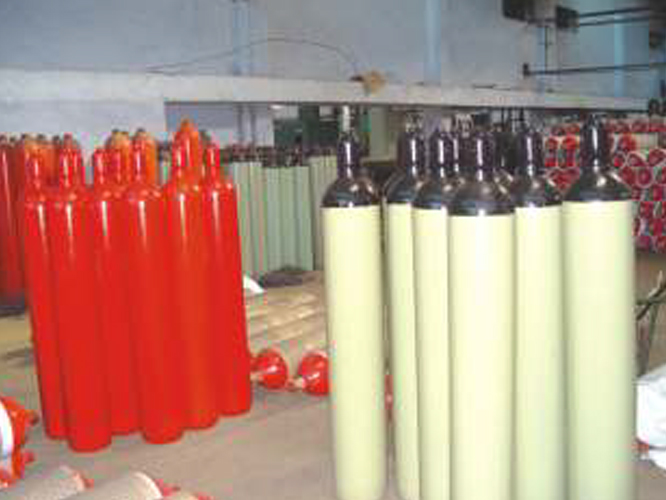 High Pressure Seamless Industrial Cylinders